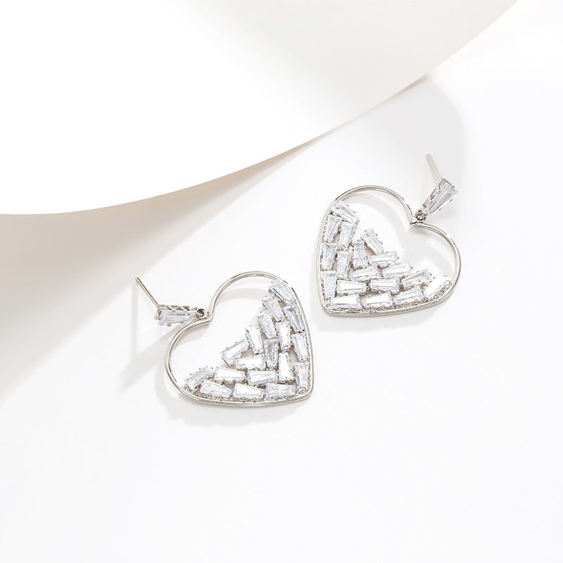 Micro Inlaid Zirconium Heart Earrings Women