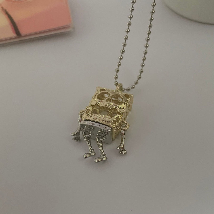 Sponge Skull Machine Design Creative Necklace