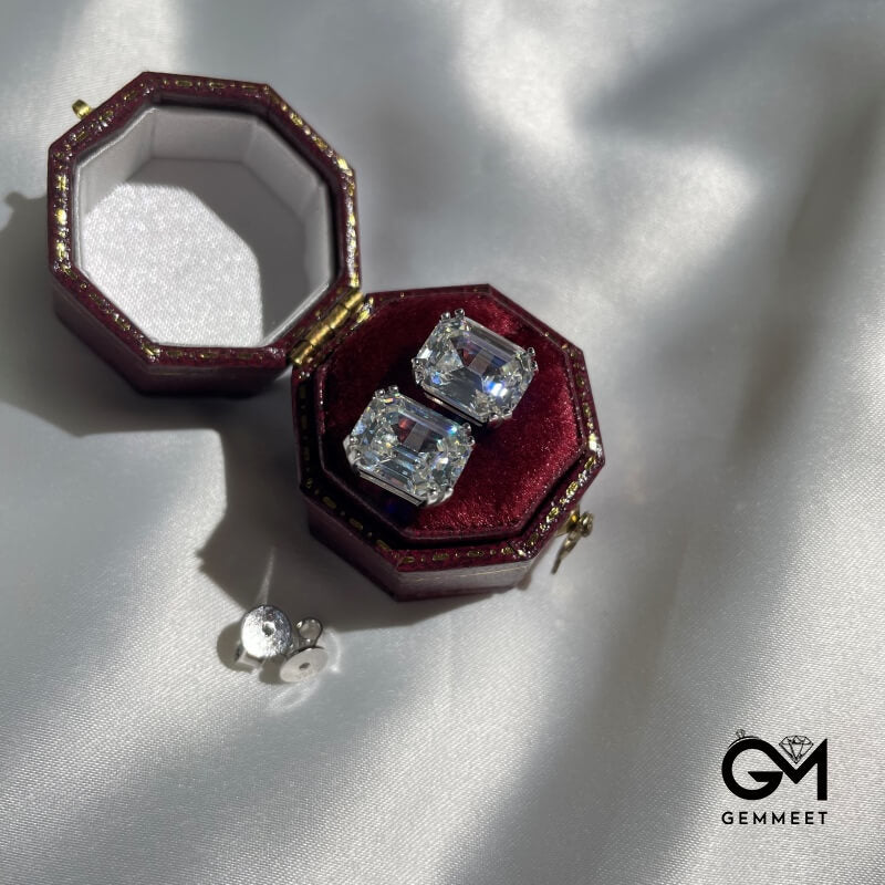 S925 Sterling Silver Four-prong Zircon Cut Earrings