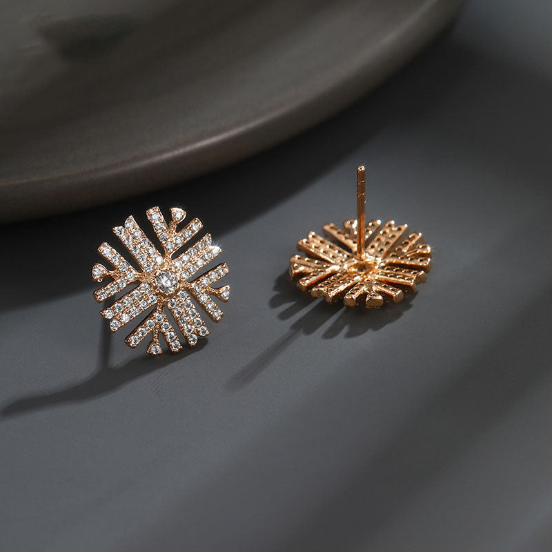 Micro-encrusted Zircon Snowflake Stud Earrings for Women