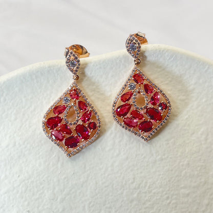 Pear Shaped Water Drop Shaped Pink Zircon Earrings