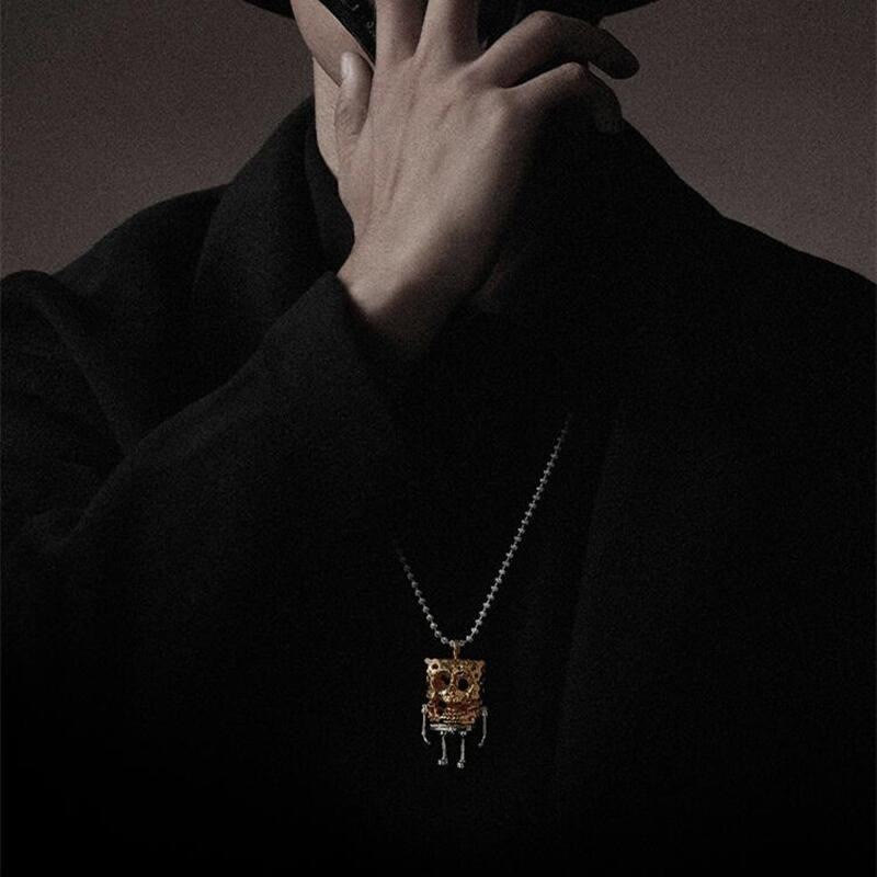 Sponge Skull Machine Design Creative Necklace