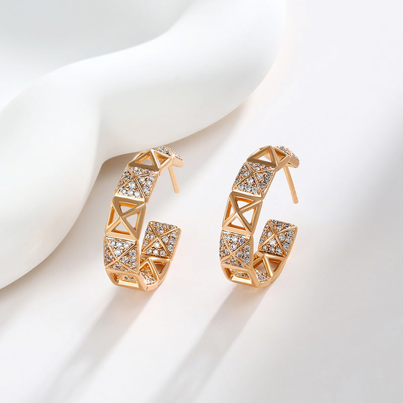 C Earrings with Zircon Fashionable Alloy Earrings