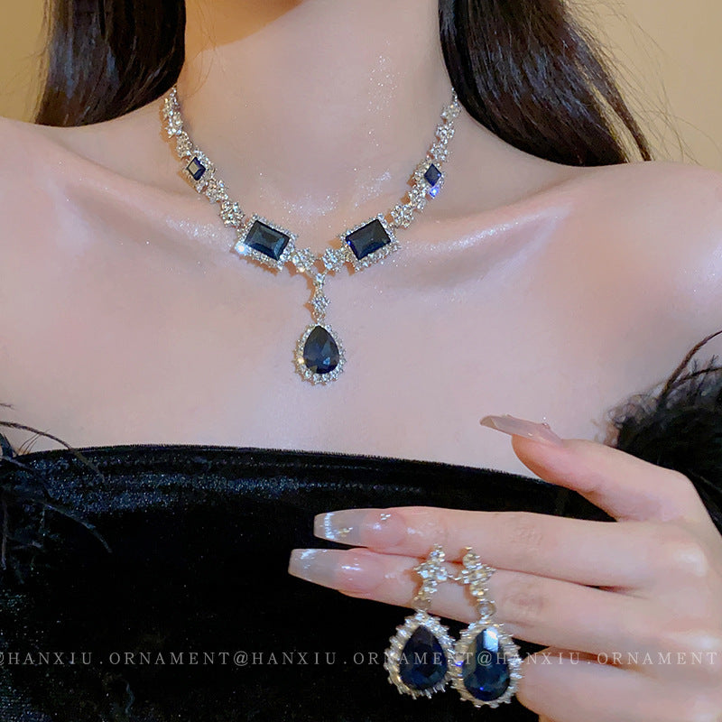 Silver Needle Inlaid Zircon Sweet Cool Wind Necklace