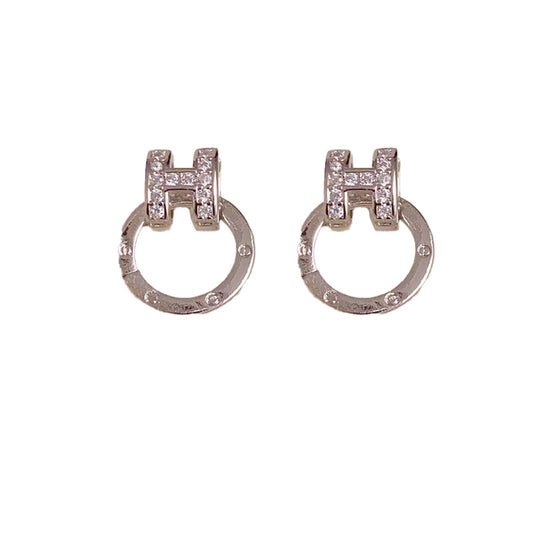 Simple Commuting Compact H Letter Copper Stud Earrings