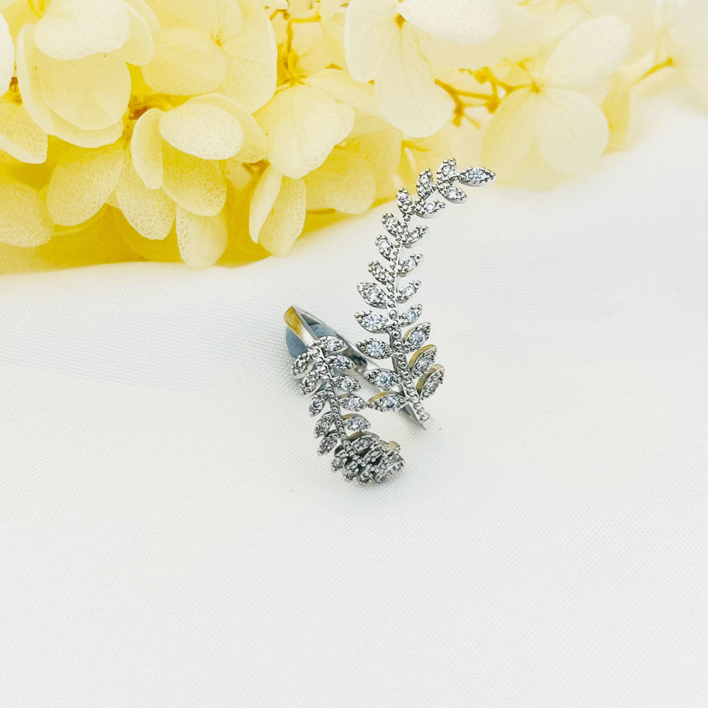 Creative Graceful Leaves Zircon Ring