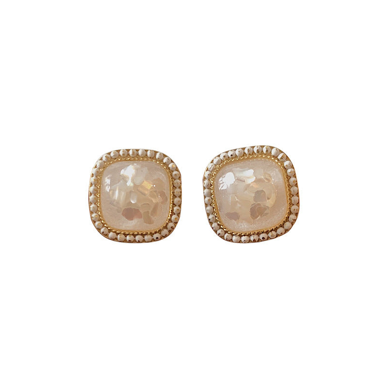 Vintage Exquisite Shell Square Earrings
