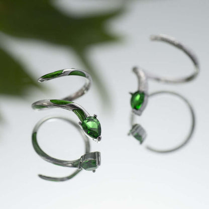 Emerald Snake Knuckle Cuff Ring