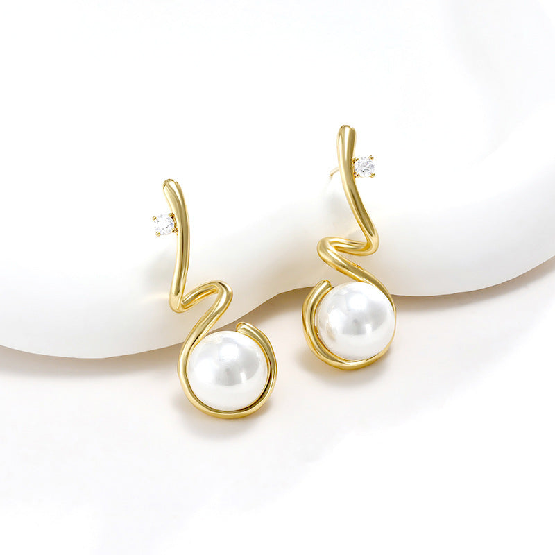 French Vintage Imitation Pearl and Shell Earrings for Women