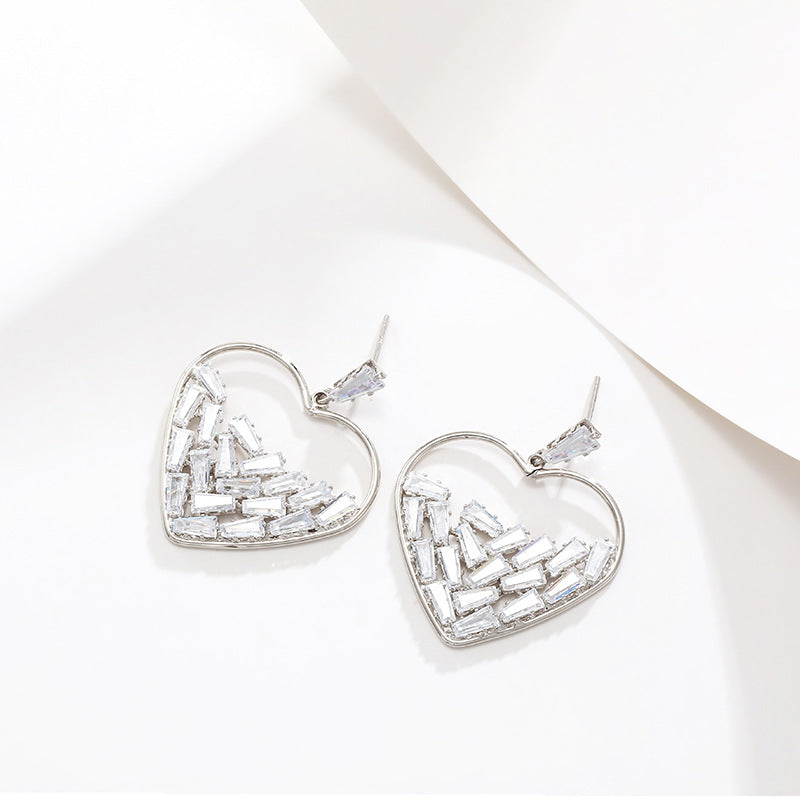 Micro Inlaid Zirconium Heart Earrings Women