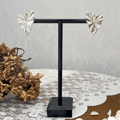 Ruffled Heart Pearl Fashion Stud Earrings