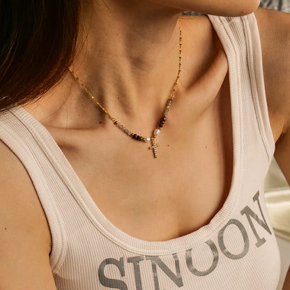 Simple and Versatile Pearl Set Zirconium Cross Necklace