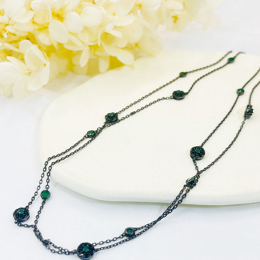 Dot Petal Green Zircon Necklace