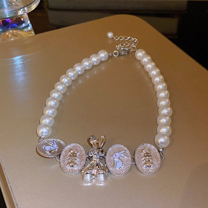 Drip Oil Spliced Bunny Pearl Necklace