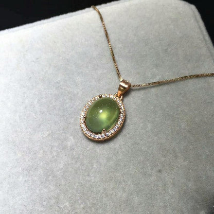 Short Prehnite Necklace