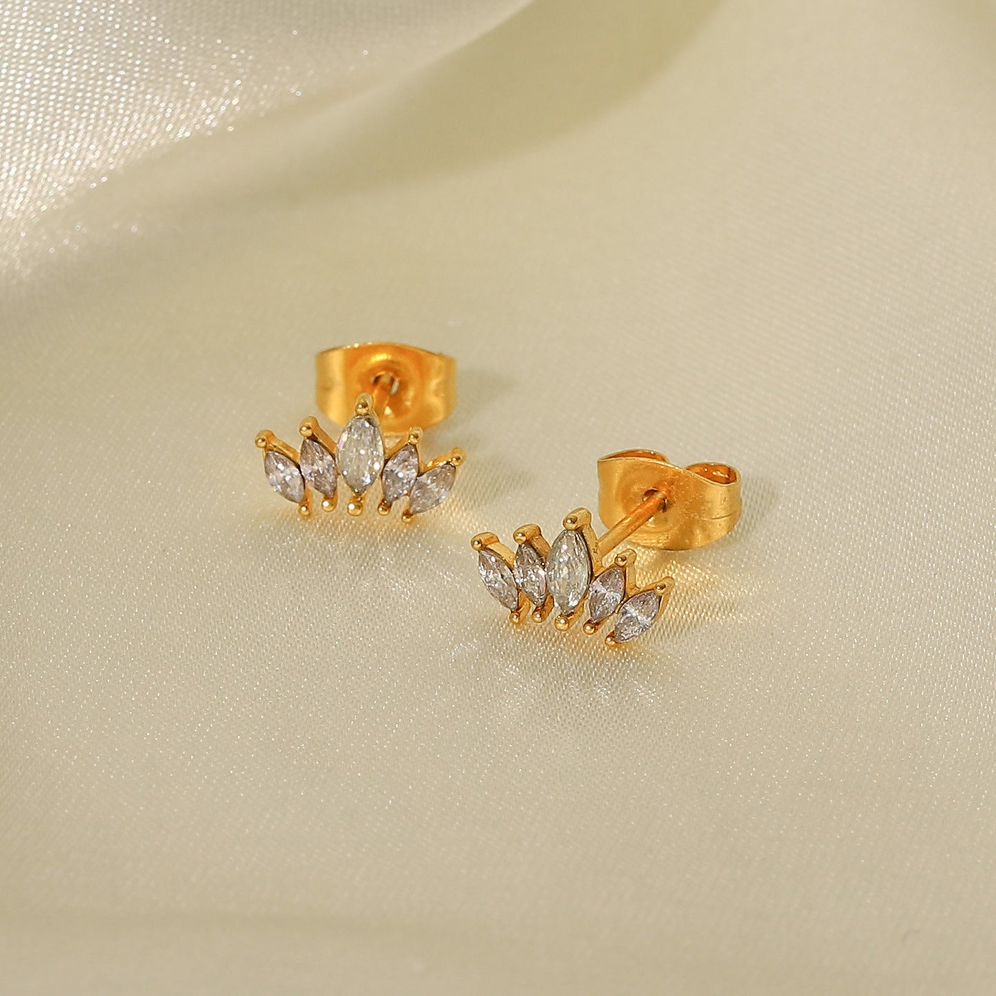Stainless Steel Inlaid White Zircon Earrings with Opposite Sides