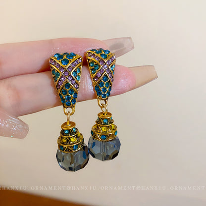 Middle Diamond Trapezoid Drop Earrings