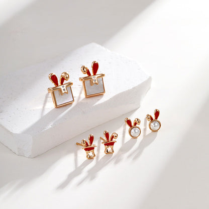 Rabbit One Card Three Pairs of Imitation Pearl Earrings for Women