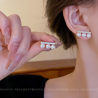 Silver Needle Pearl Earrings