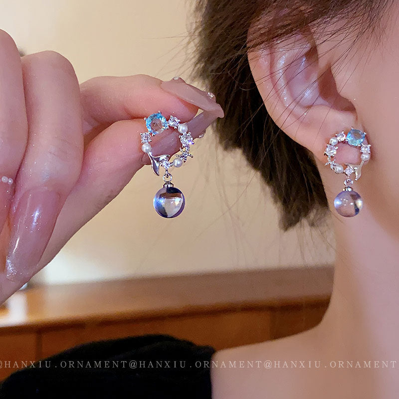 Silver Needle Zircon Fishtail Circle Earrings