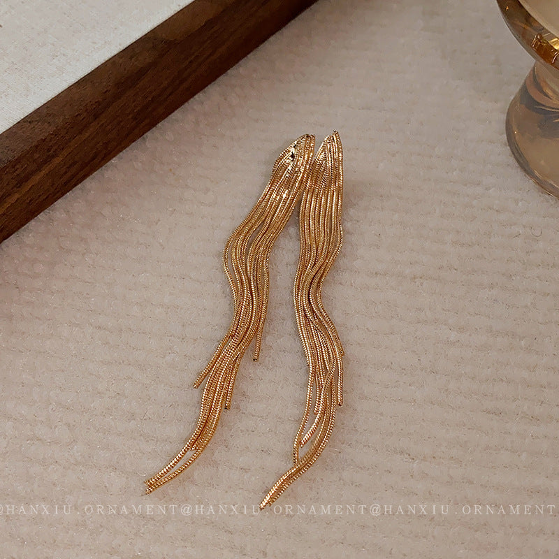 Silver Needle V-tassel Earrings