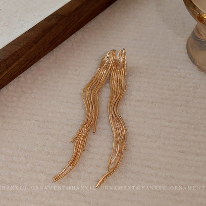 Silver Needle V-tassel Earrings