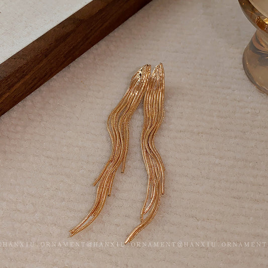 Silver Needle V-tassel Earrings