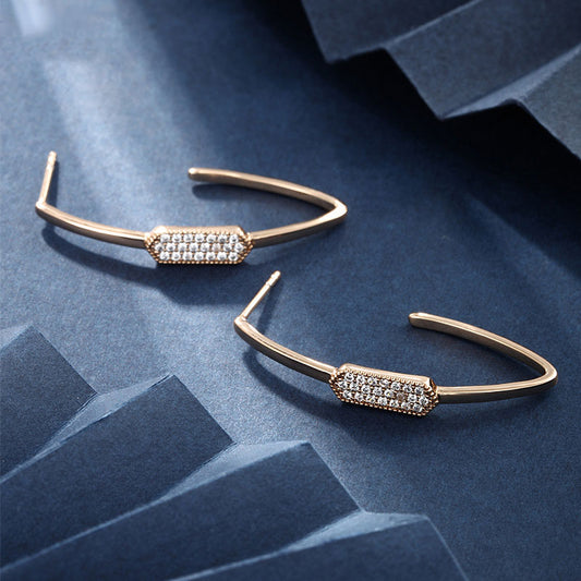 Simple V Letter Fashion Zircon Earrings for Women