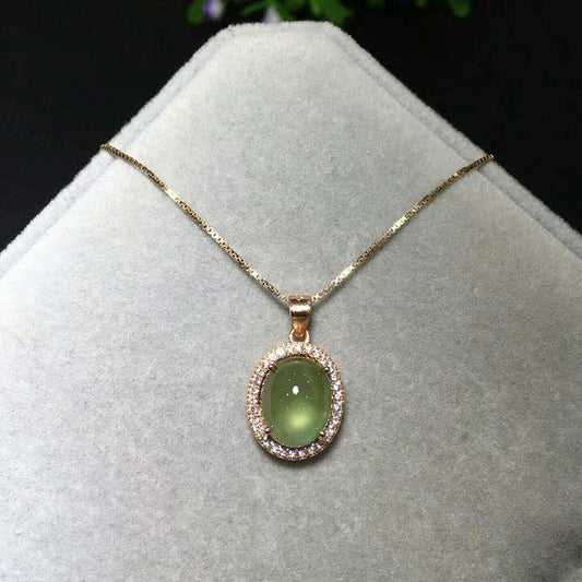 Short Prehnite Necklace