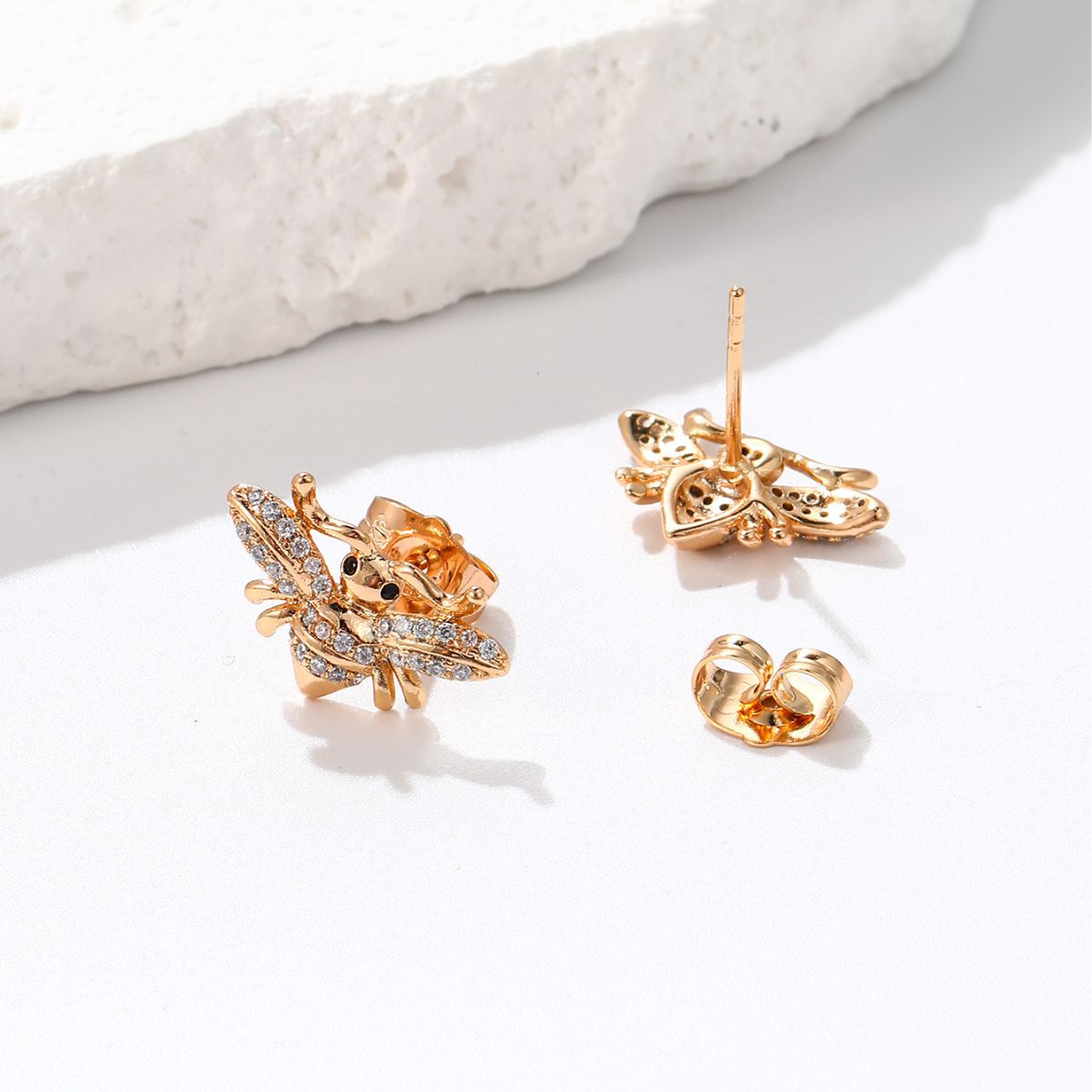 Light Luxury Fashionable Zircon Bee Earrings for Women