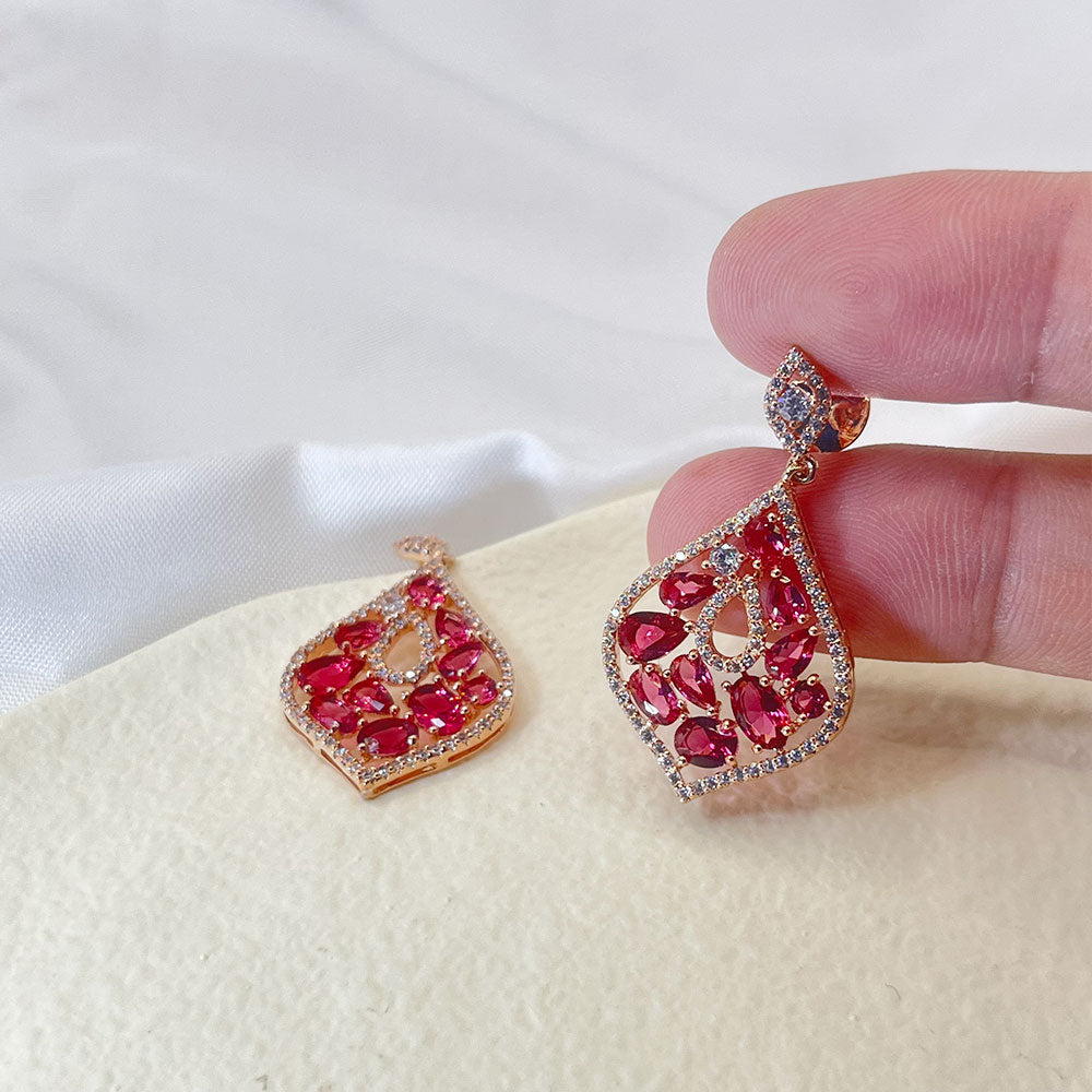 Pear Shaped Water Drop Shaped Pink Zircon Earrings