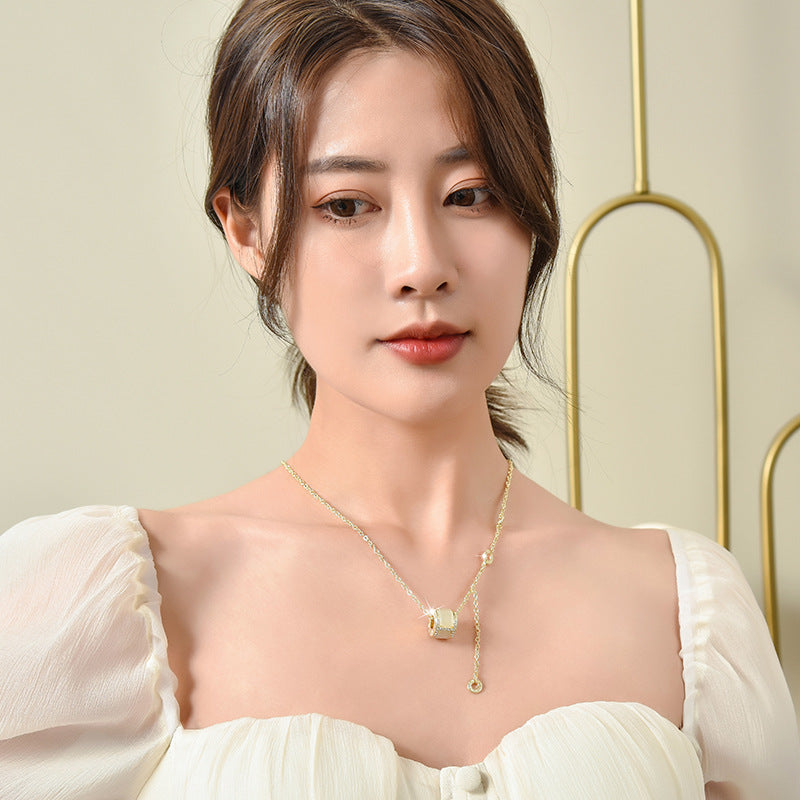 Small Waist Titanium Steel Necklace Light Luxury Niche Design