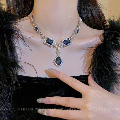 Silver Needle Inlaid Zircon Sweet Cool Wind Necklace