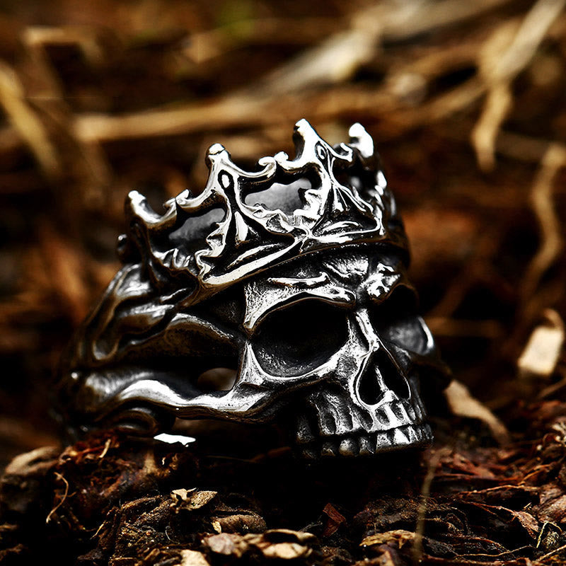 Classical Noble Crown Skull Stainless Steel Ring