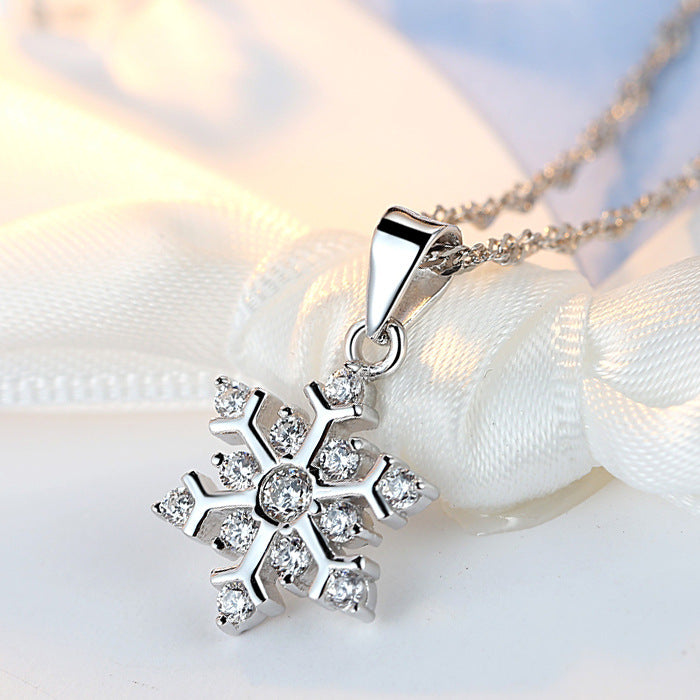 Christmas Gift Snowflake Pendant Necklace