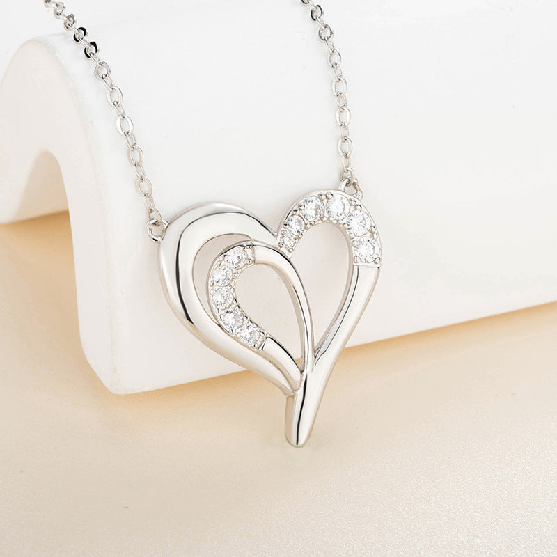 Heart-shaped Diamond Set Simple Hollow Love Necklace