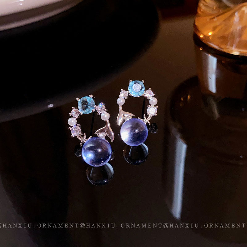 Silver Needle Zircon Fishtail Circle Earrings