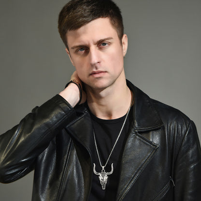 Wild Bull Skull Cool Man Titanium Steel Necklace