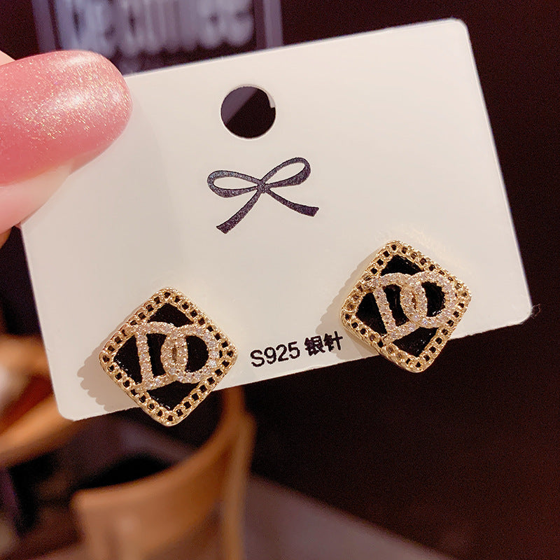 High Touch Simple D Letter 925 Silver Needle Earrings