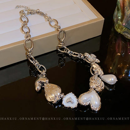 Love Flower Pearl Necklace