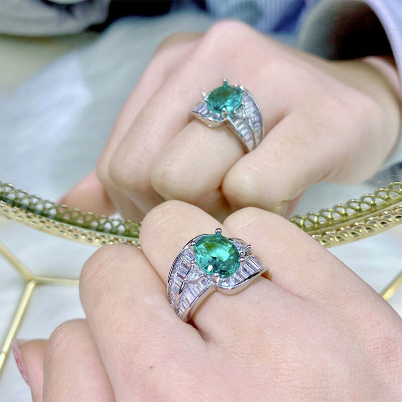 Imitation Paraiba Emerald Ring High-end T Square Diamond Colorful Treasure Ring for Women