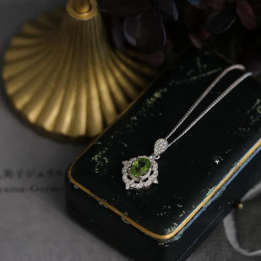 Stylish Peridot Necklace