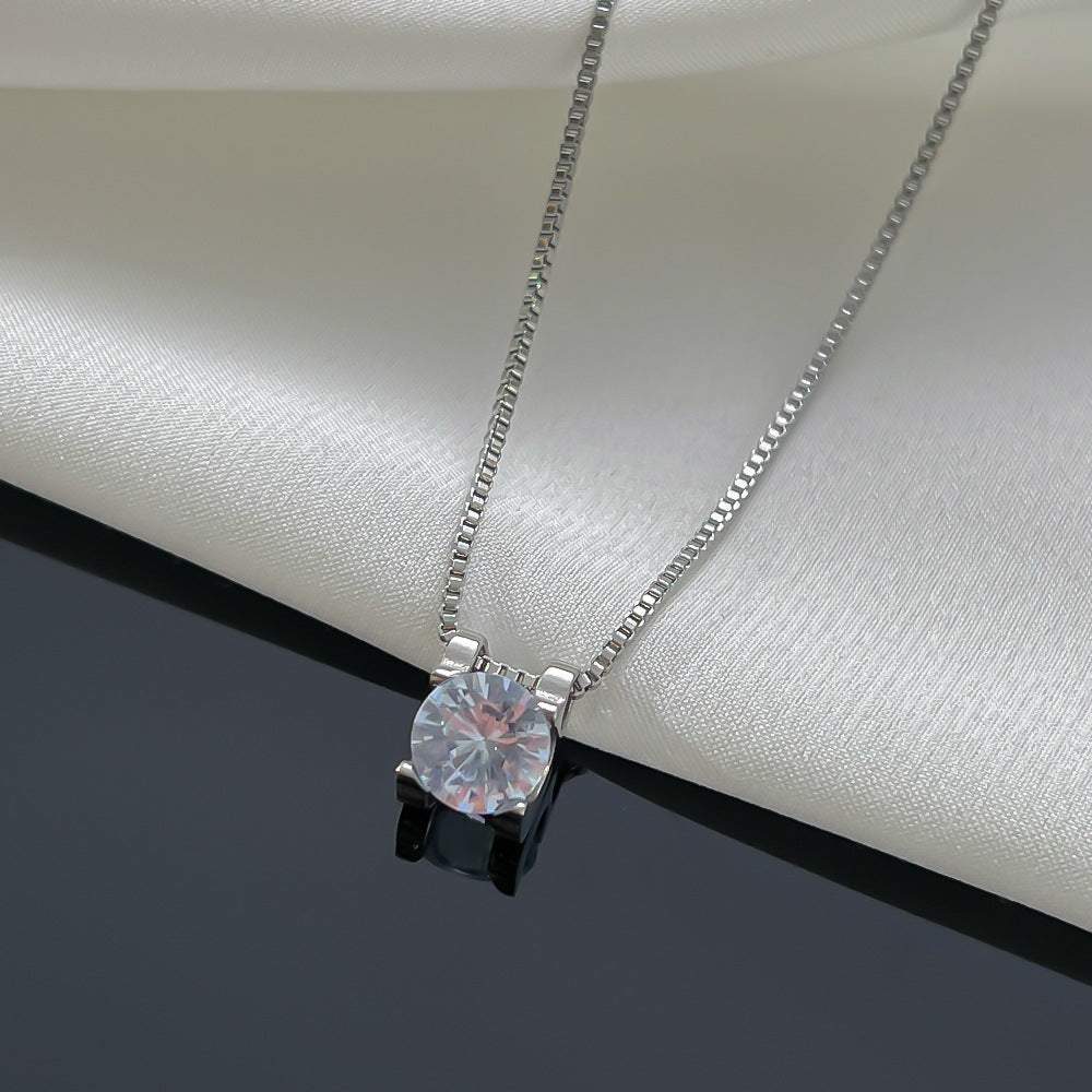 Simple Four Claw Single Diamond All Tide Titanium Steel Necklace