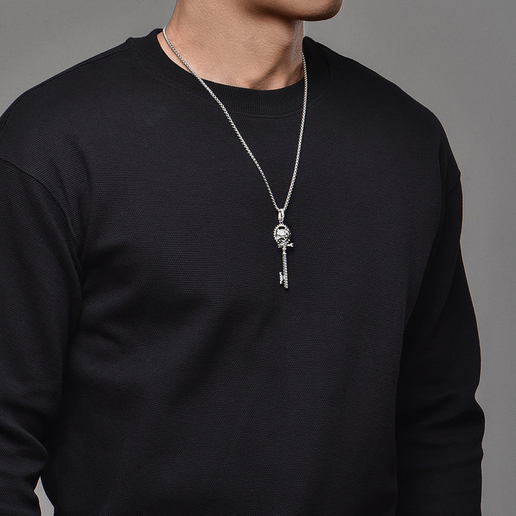 Sterling Silver Vintage Skull Key Pendants Necklace