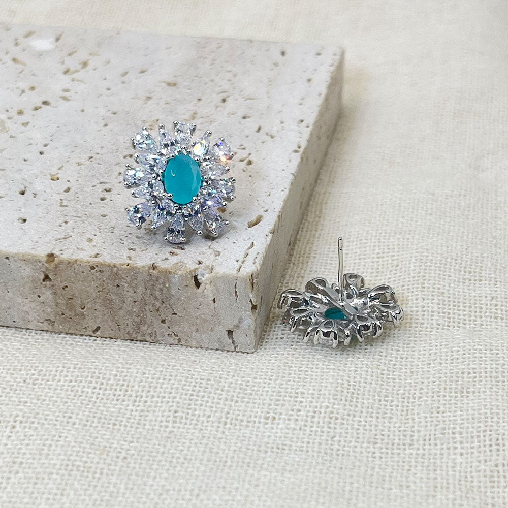 Snowflake Inlaid Light Blue Zircon Stud Earrings