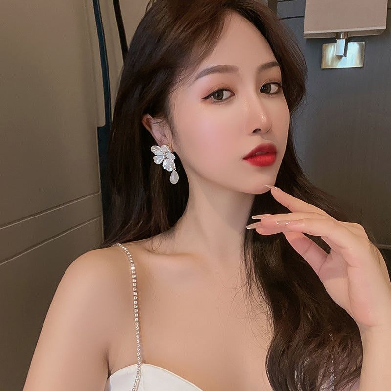 Petal Earrings Crystal Pearl Zircon Earrings