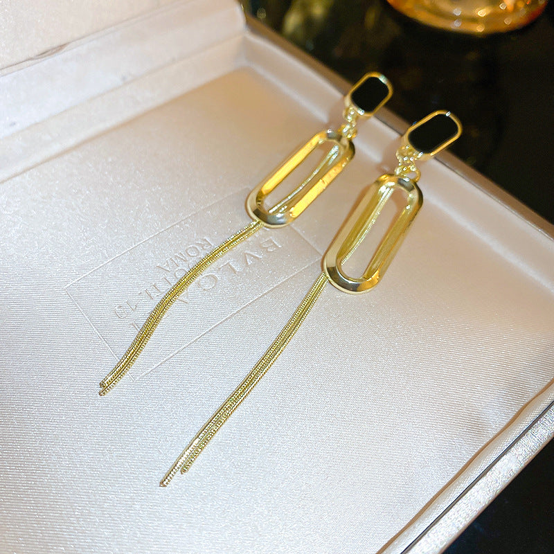 Needle Cutout Geometric Fringe Metal Earrings