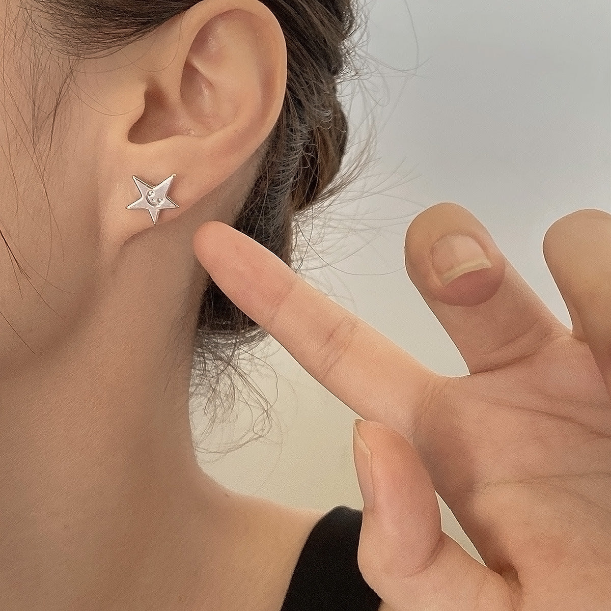 Retro Smiley Face Star Stud Earrings