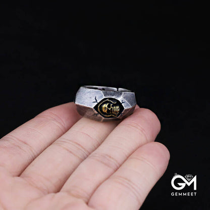 Vintage Cracked Skull Ring