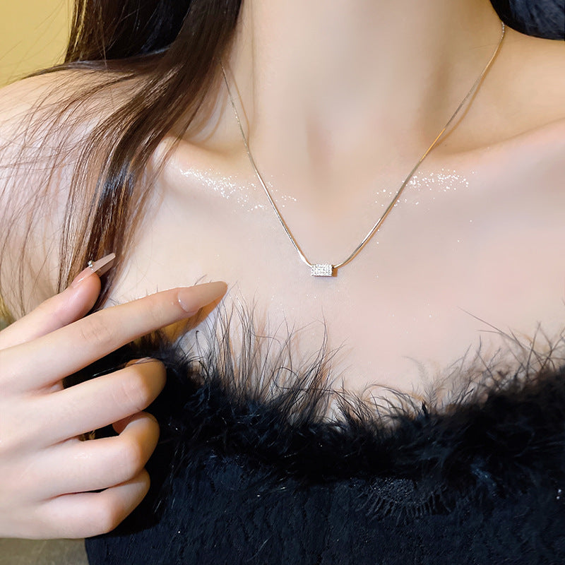 Temperament Geometric Square Light Luxury Necklace